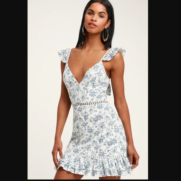 MINKPINK - Skye Rose Blue and White Floral Print Mini Dress - Picture 4 of 4